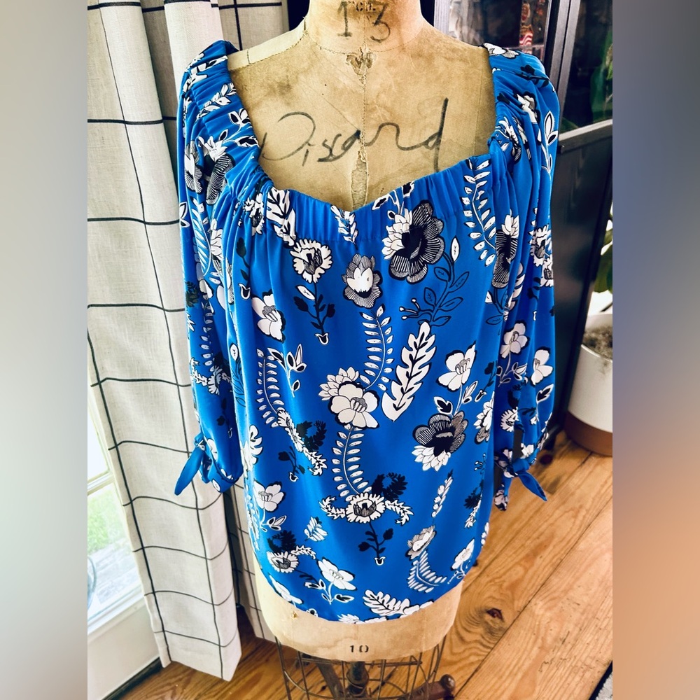 Express Floral Blouse